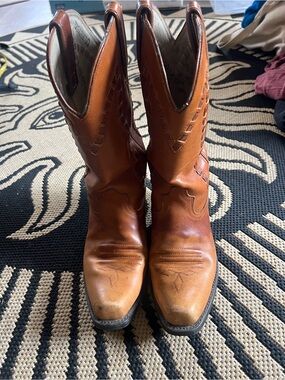 Women’s Tan Leather Western Cowboy Boots